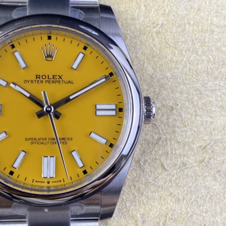 Clean Factory Rolex Oyster Perpetual M124300-0004 Yellow Dial Size 41mm Watches