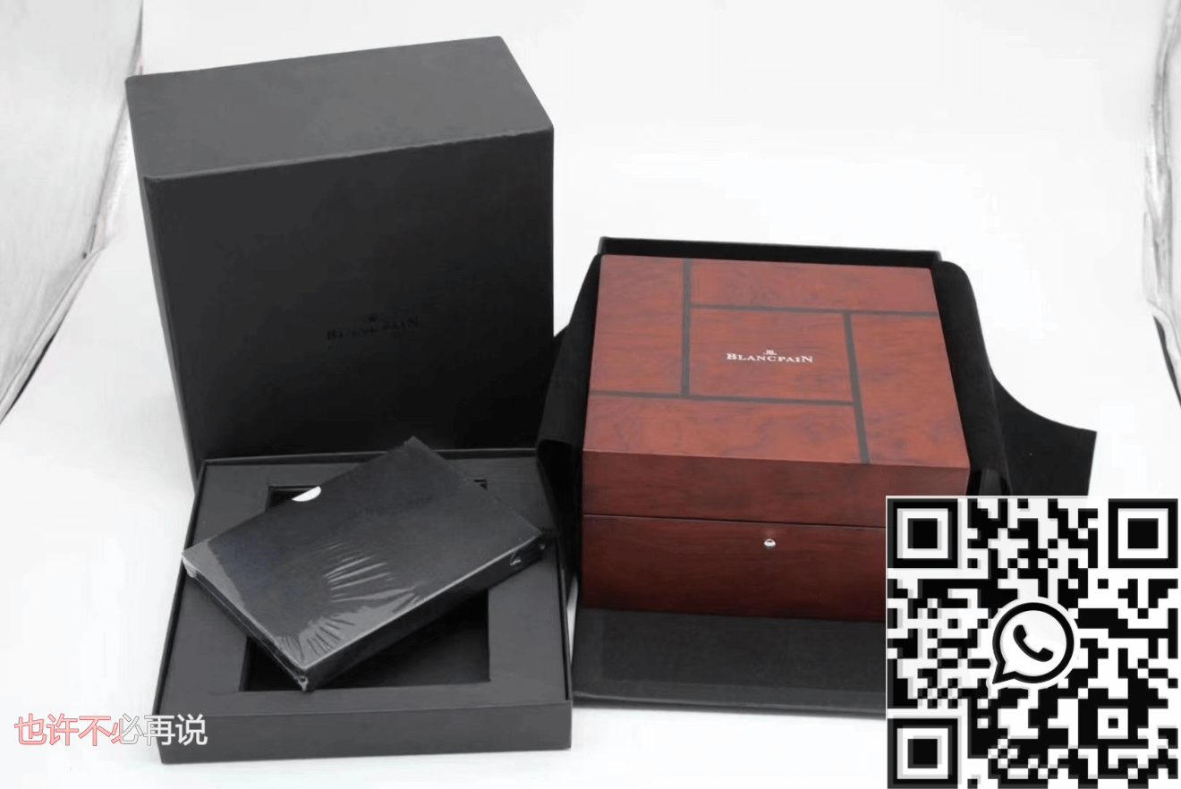 Blancpain Watch Box Clean Replica Watches