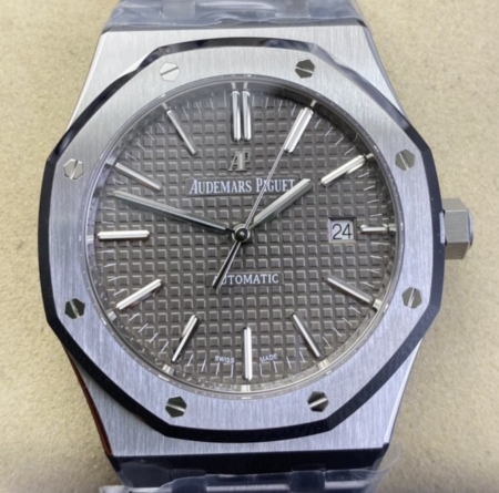 ZF Factory AP Royal Oak 15400 grey dial Replica Watch