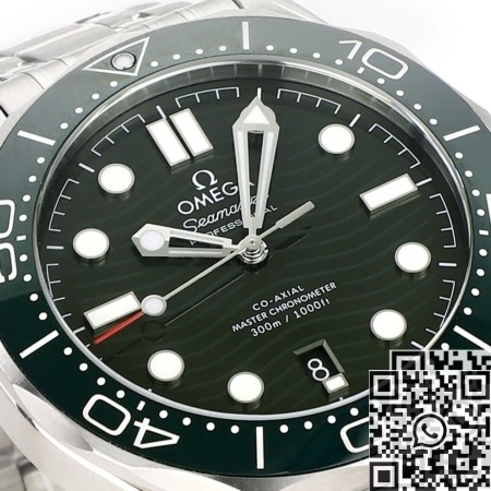 VS Factory Fake Omega Watch Seamaster Diver 300M 210.30.42.20.10.001 Green Dial