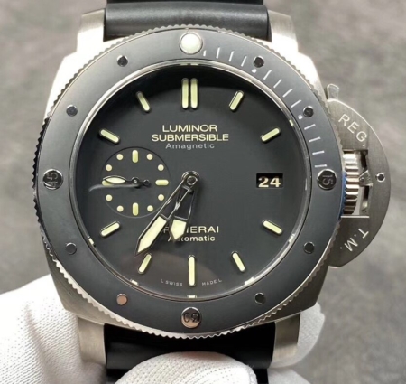 VS Factory Panerai Replica Best Submersible PAM00389 Watch