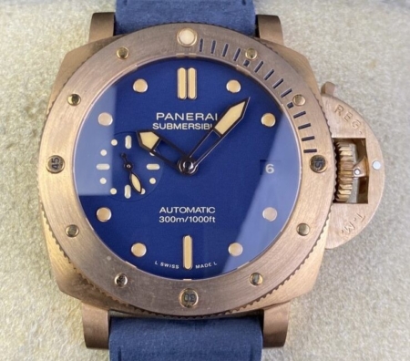VS Factory Panerai Submersible PAM01074 Replica Watch