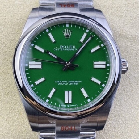 EW Factory Rolex Oyster Perpetual Replica M124300-0005 Green Dial Size 41mm
