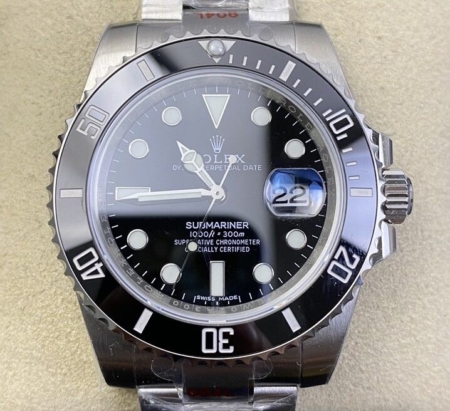 EW Factory Replicas Rolex Submariner 116610LN-0001 Black Dial Size 40mm