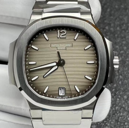 Replica Patek Philippe 3K Nautilus 7118/1A-011 Smoke Gray Dial