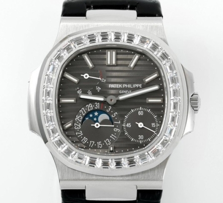 PPF Factory Patek Philippe Nautilus Replicas V3 Drill Case 5712 Black Dial: A New Peak of Luxury and Precision