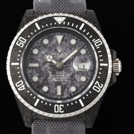 DIW Custom Relica Rolex Sea-Dweller Black Carbon Fiber Case – A Masterpiece of Innovation and Craftsmanship