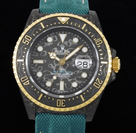 DIW Custom Rolex Fake Sea-Dweller Carbon Fiber Case Gold Bezel – A Fusion of Luxury and Innovation