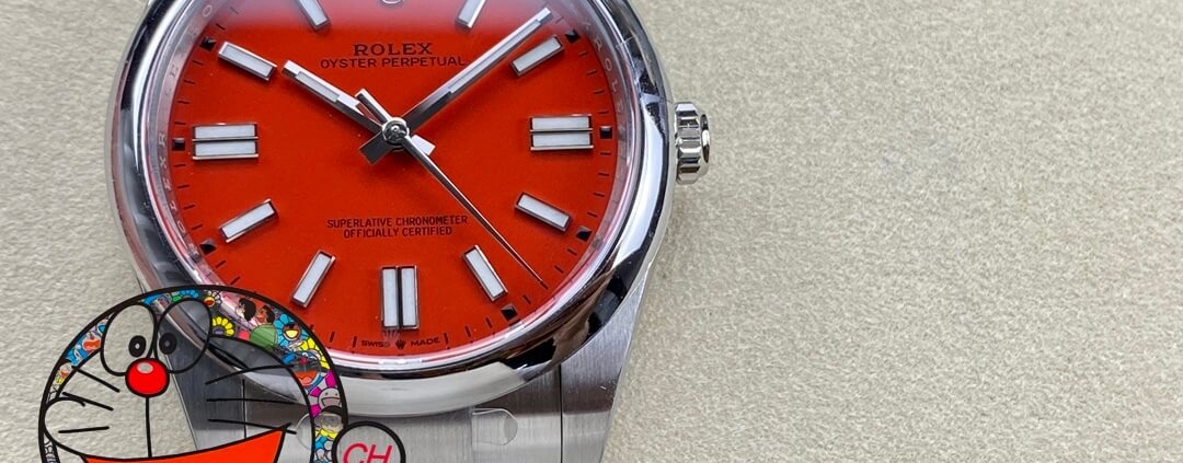 Oyster Perpetual Clean Rolex M124300-0007 Red Dial Restoration