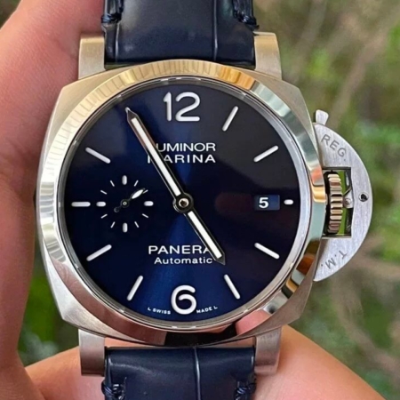 VS Factory Panerai Luminor Fake Watch PAM1393 Blue Dial 42mm: A Timeless Classic with Modern Appeal